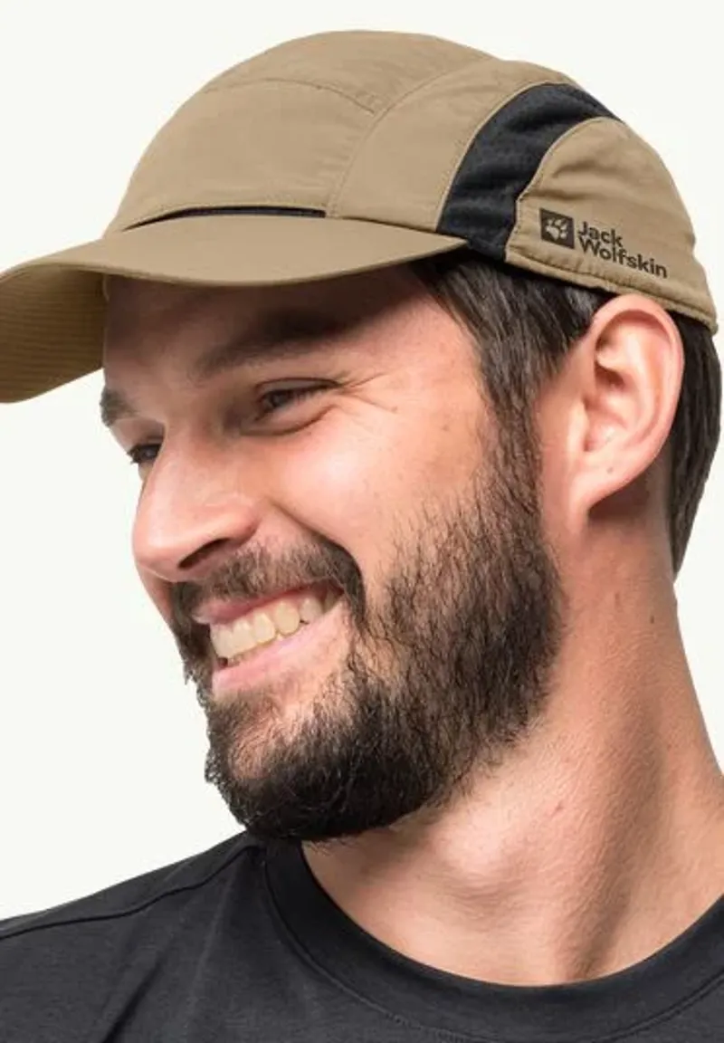 Jack Wolfskin Vent Cap in Sand Storm